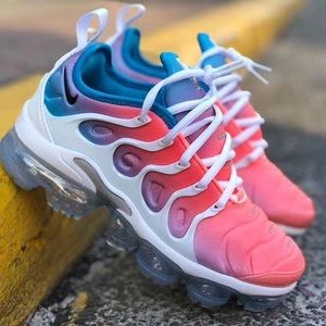 Women Sneakers